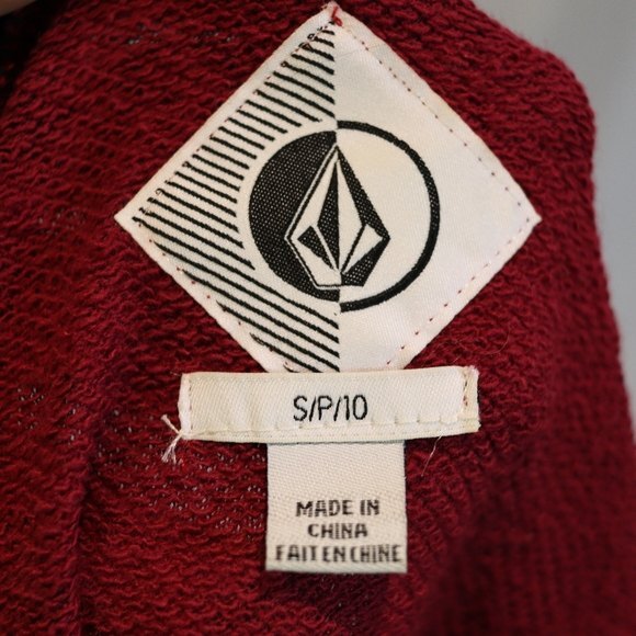 Volcom Red & Black Vegan Leather Sleeve Accent Long Sleeve Top Small - Picture 8 of 10